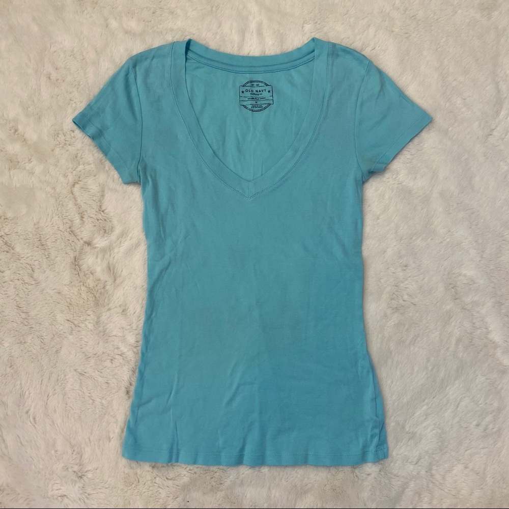 Old Navy Women’s V-Neck Tee